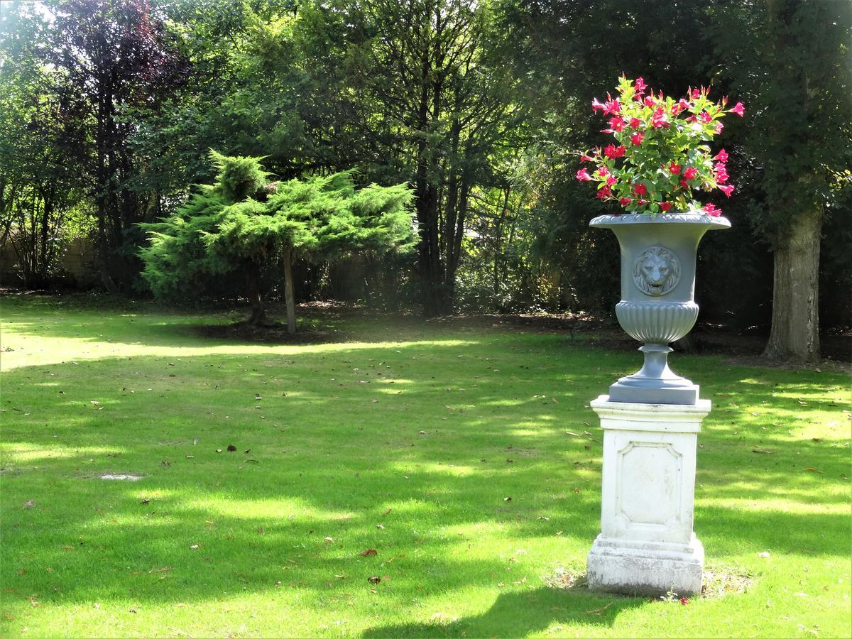 Villa La Clef Des Champs Chailly-en-Biere Exteriör bild